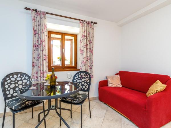 Apartments Mirjana Medulin : photo 5 de la chambre appartement