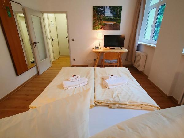 Waldhotel am See Berlin-Schmöckwitz : photo 5 de la chambre chambre double