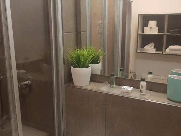 Spreepolis Boardinghaus : photo 2 de la chambre studio avec terrasse