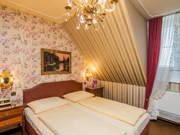 Hotel Palais Porcia : photo 3 de la chambre chambre double standard