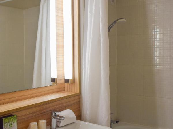 Campanile Millau : photo 2 de la chambre chambre lits jumeaux