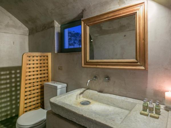 Spitia Santorini Villa Collection : photo 7 de la chambre maison troglodyte du pêcheur