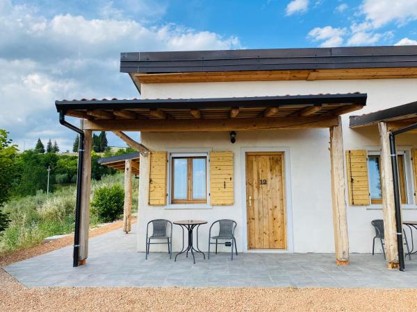 Agriturismo La Perlara - Adults Only : photo 1 de la chambre chambre double avec terrasse - vue sur vallée