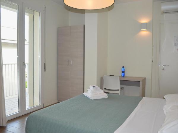 Hotel Riva e Mare : photo 9 de la chambre chambre double