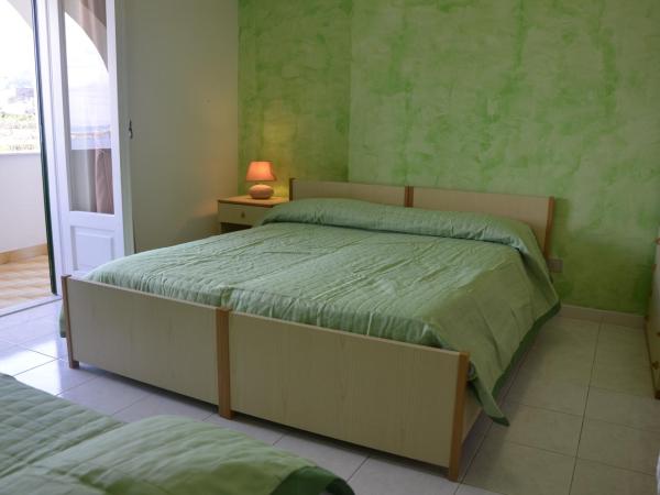 U Campagnuolo : photo 6 de la chambre chambre triple - vue sur mer