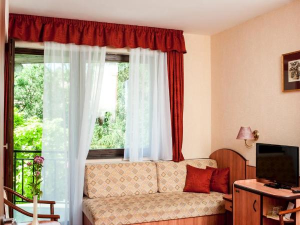 Beatrix Hotel : photo 1 de la chambre chambre familiale