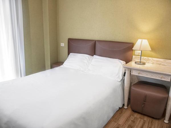 Villa Adriatica Ambienthotels : photo 1 de la chambre petite chambre double ou lits jumeaux