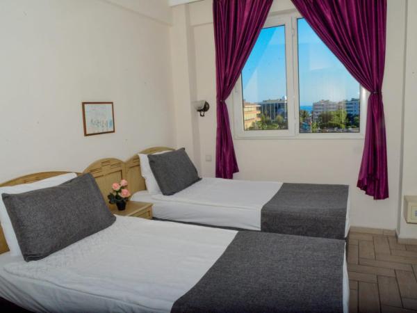 Atak Apart Hotel : photo 2 de la chambre appartement (4 adultes)