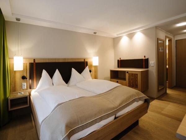 Adler Adelboden : photo 3 de la chambre chambre double ou lits jumeaux