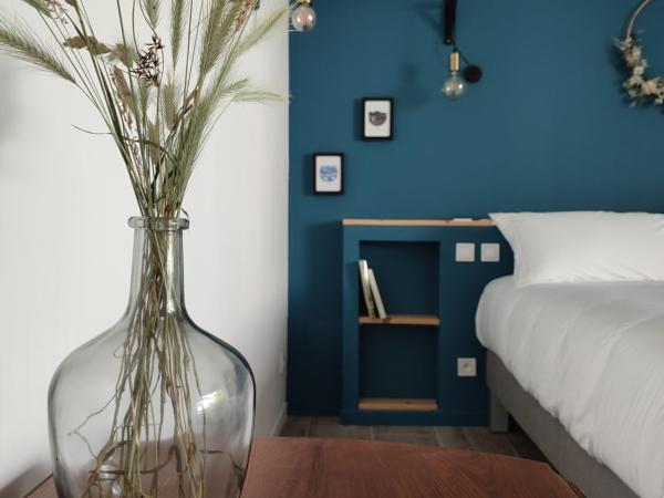 La Quintita Biarritz - studio avec jardin : photo 9 de la chambre chambre deluxe