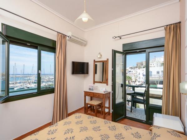 Hotel Coronis : photo 4 de la chambre chambre double - vue sur port