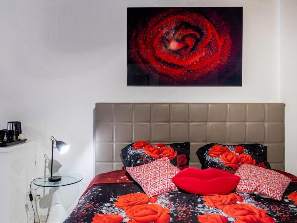 Homestay Gent-Merelbeke self check-in service : photo 7 de la chambre chambre lit king-size supérieure