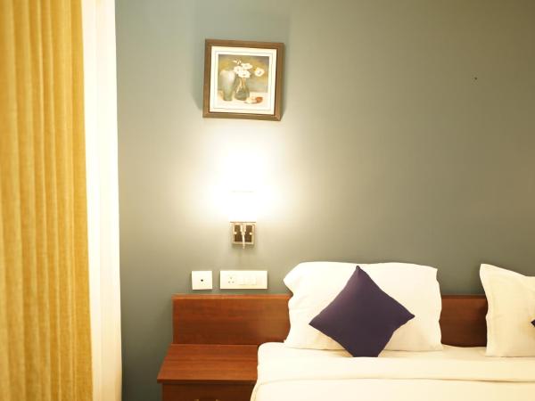 North Centre : photo 10 de la chambre chambre double de luxe avec ventilateur