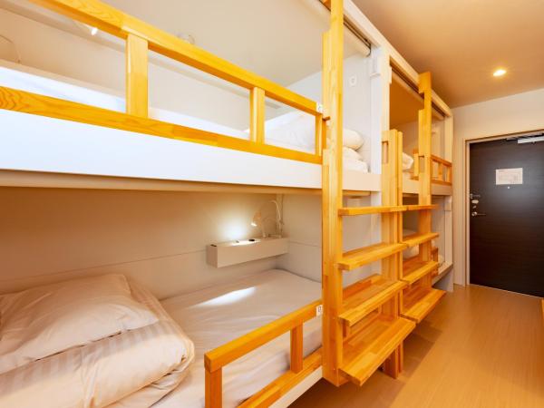 plat hostel keikyu sapporo sky : photo 4 de la chambre lit dans dortoir 6 lits