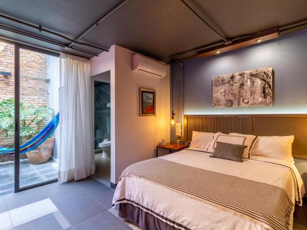 The Yellow by DOT Boutique : photo 1 de la chambre chambre double avec patio