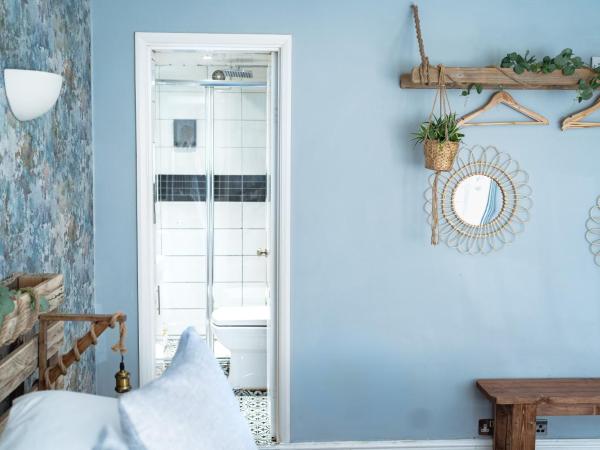 Saltwater Guest House : photo 5 de la chambre chambre lit king-size deluxe