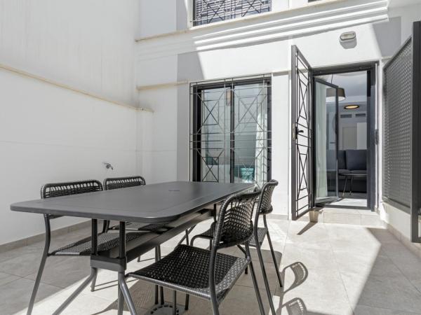 Málaga Rivas 34 Suites Homes : photo 1 de la chambre appartement avec terrasse