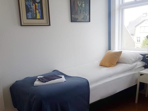 Refurinn Reykjavik Guesthouse : photo 4 de la chambre chambre lits jumeaux