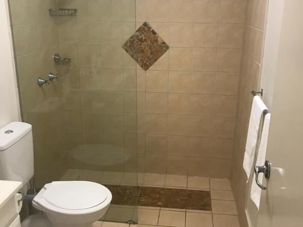 Reef Gateway Apartments : photo 2 de la chambre appartement - vue sur piscine