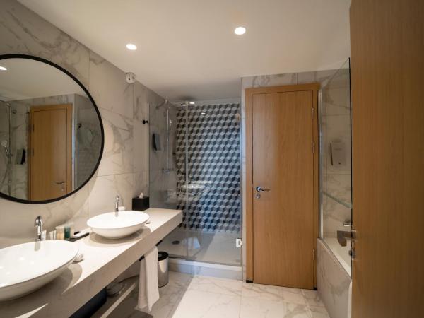 Thalazur Saint Jean de Luz - Htel & Spa : photo 7 de la chambre suite en duplex