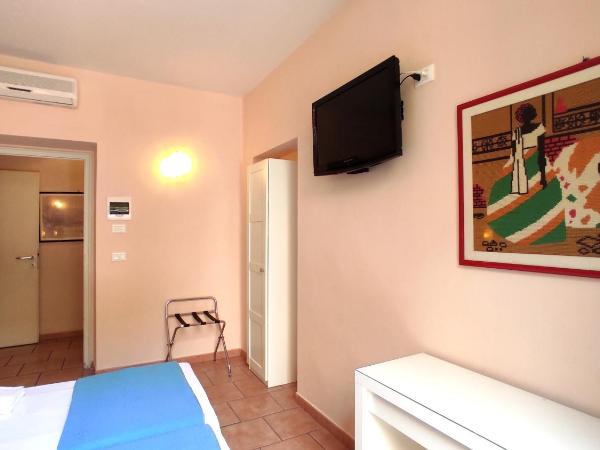 Hotel Rita Major : photo 7 de la chambre chambre double confort