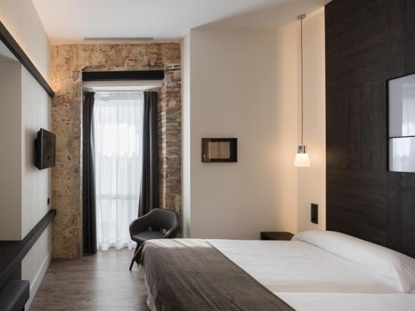 Hotel Sant Agustí : photo 2 de la chambre chambre double ou lits jumeaux confort - vue sur intérieur