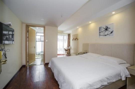 GreenTree Inn Chengdu high-tech Development West Zone Shidai Tian Street Express Hotel : photo 2 de la chambre citoyens de chine continentale - chambre lit queen-size