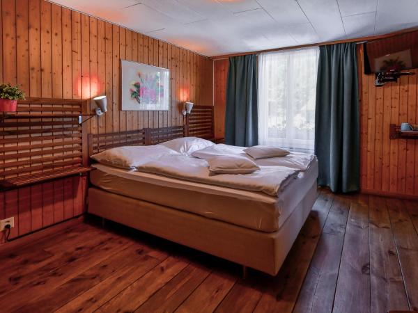 Hotel Tell and Apartments : photo 9 de la chambre chambre double