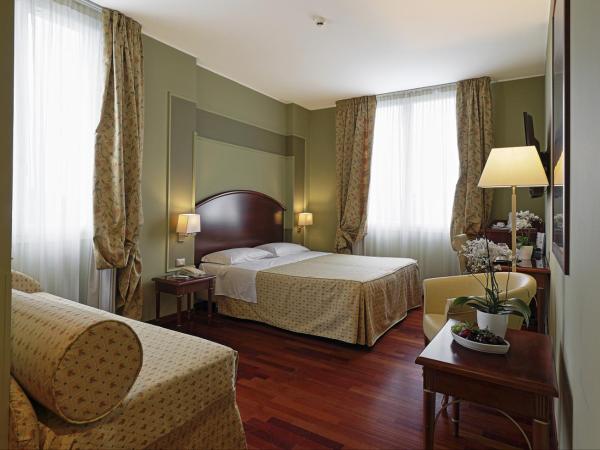 Savoia Hotel Regency : photo 5 de la chambre chambre triple confort