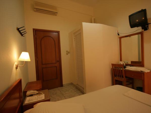 Lena Hotel : photo 7 de la chambre chambre simple