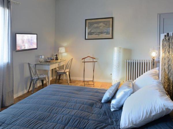 La Singulière : photo 2 de la chambre chambre double avec salle de bains privative