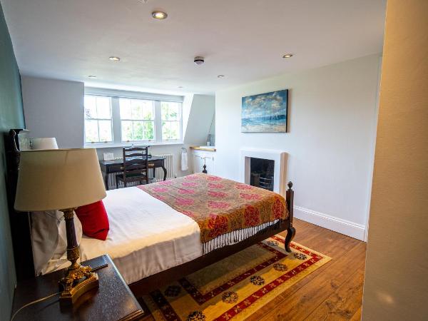 3 Berkeley Square Guesthouse : photo 7 de la chambre chambre lit king-size deluxe