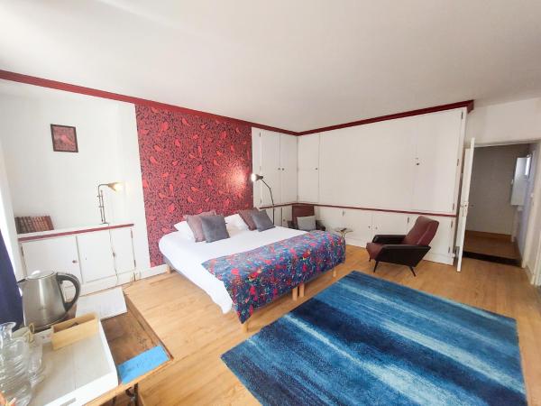 Le Huis Clos : photo 1 de la chambre suite familiale
