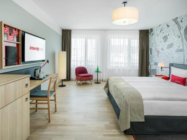 IntercityHotel Graz : photo 1 de la chambre chambre double - accessible aux personnes à mobilité réduite 