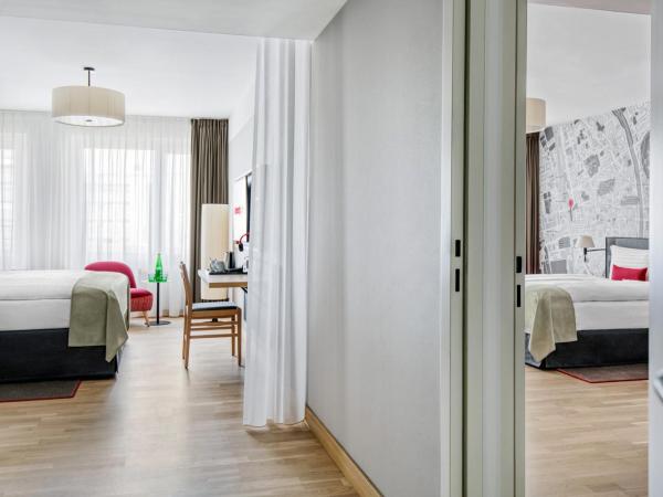 IntercityHotel Graz : photo 6 de la chambre chambre double - accessible aux personnes à mobilité réduite 