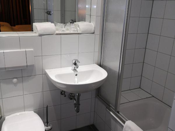 Hotel Boulevard - Superior : photo 9 de la chambre chambre double