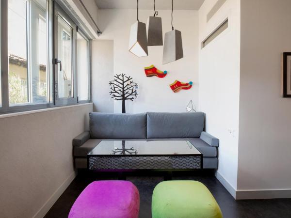 Downtown Athens Lofts - The Acropolis Observatory : photo 3 de la chambre loft art