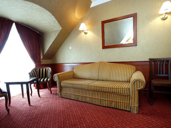 Hotel Ködmön : photo 4 de la chambre suite