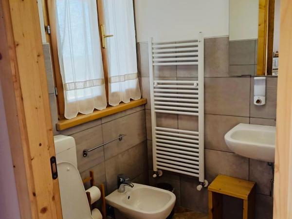 Agriturismo La Perlara - Adults Only : photo 5 de la chambre chambre double avec terrasse - vue sur vallée