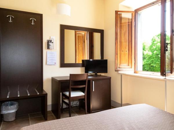 Villa Montarioso : photo 3 de la chambre chambre double ou lits jumeaux classique