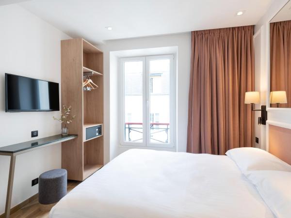 HOTEL AU COEUR DES ARTS ET METIERS : photo 7 de la chambre chambre double - vue sur rue