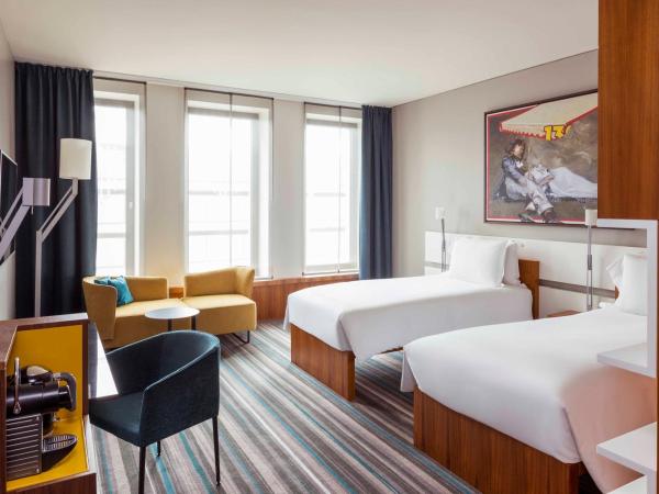 Dorint Kurfürstendamm Berlin : photo 4 de la chambre chambre lits jumeaux confort