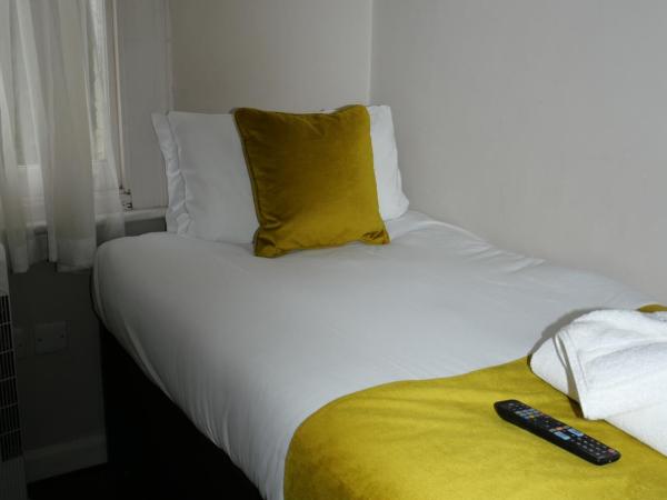 Bloomsbury Palace Hotel : photo 2 de la chambre petite chambre simple
