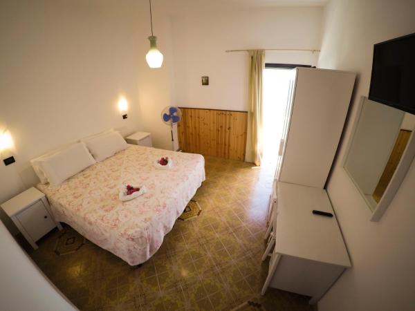 Hotel Angelino : photo 5 de la chambre chambre double ou lits jumeaux - vue sur mer