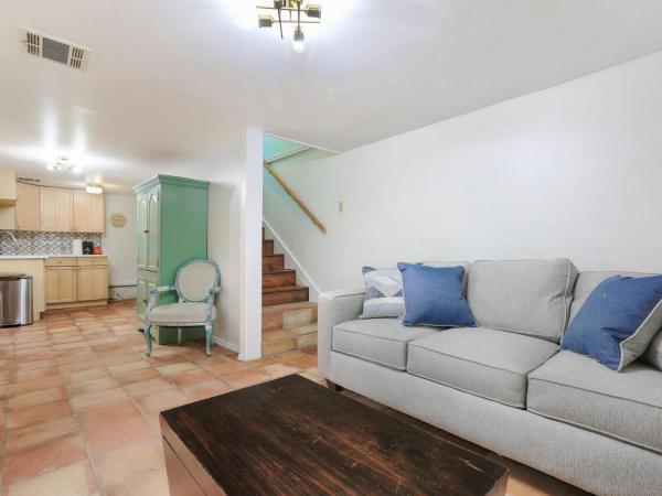 Historic Inn in the Marigny, blocks to French Quarter : photo 1 de la chambre gîte 1 chambre