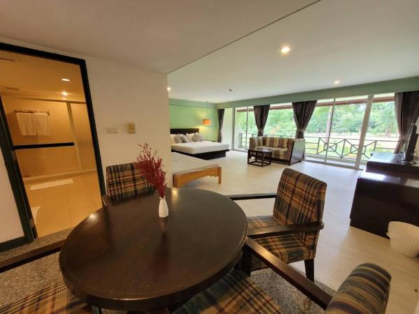 Aekpailin River Kwai Resort : photo 2 de la chambre chambre double deluxe - vue sur jardin