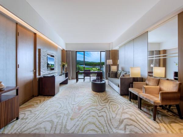 Mission Hills Hotel Resorts Dongguan : photo 5 de la chambre grande deluxe suite (all lake view)
