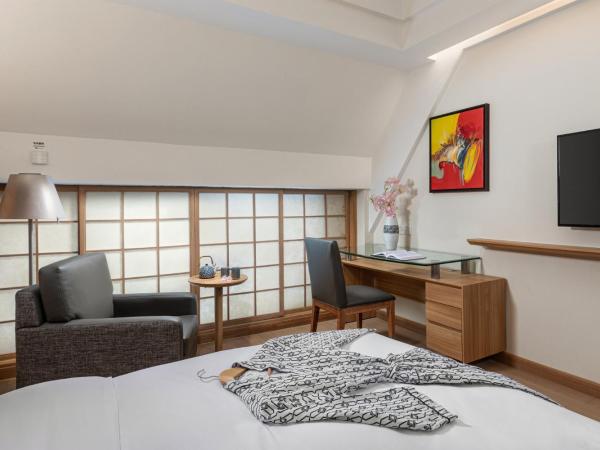 Holiday Inn Shanghai Hongqiao Central, an IHG Hotel : photo 7 de la chambre chambre lit king-size premium