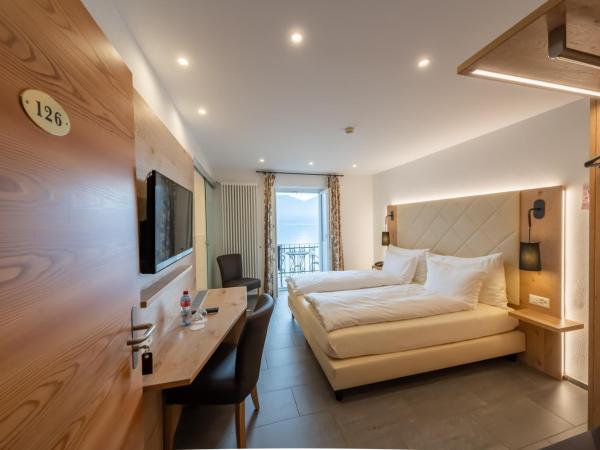 Hotel Collinetta : photo 3 de la chambre chambre double – vue sur lac