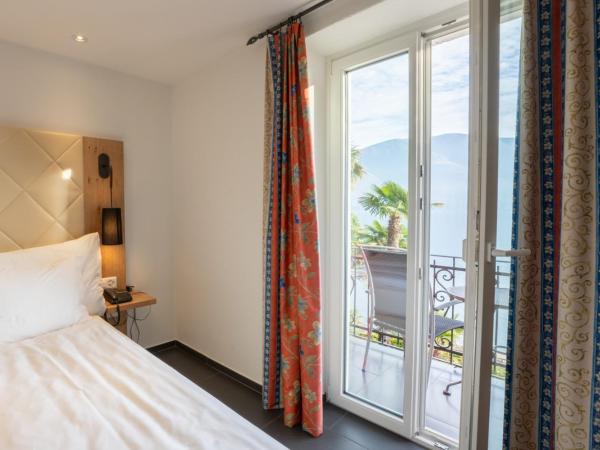 Hotel Collinetta : photo 2 de la chambre chambre double – vue sur lac